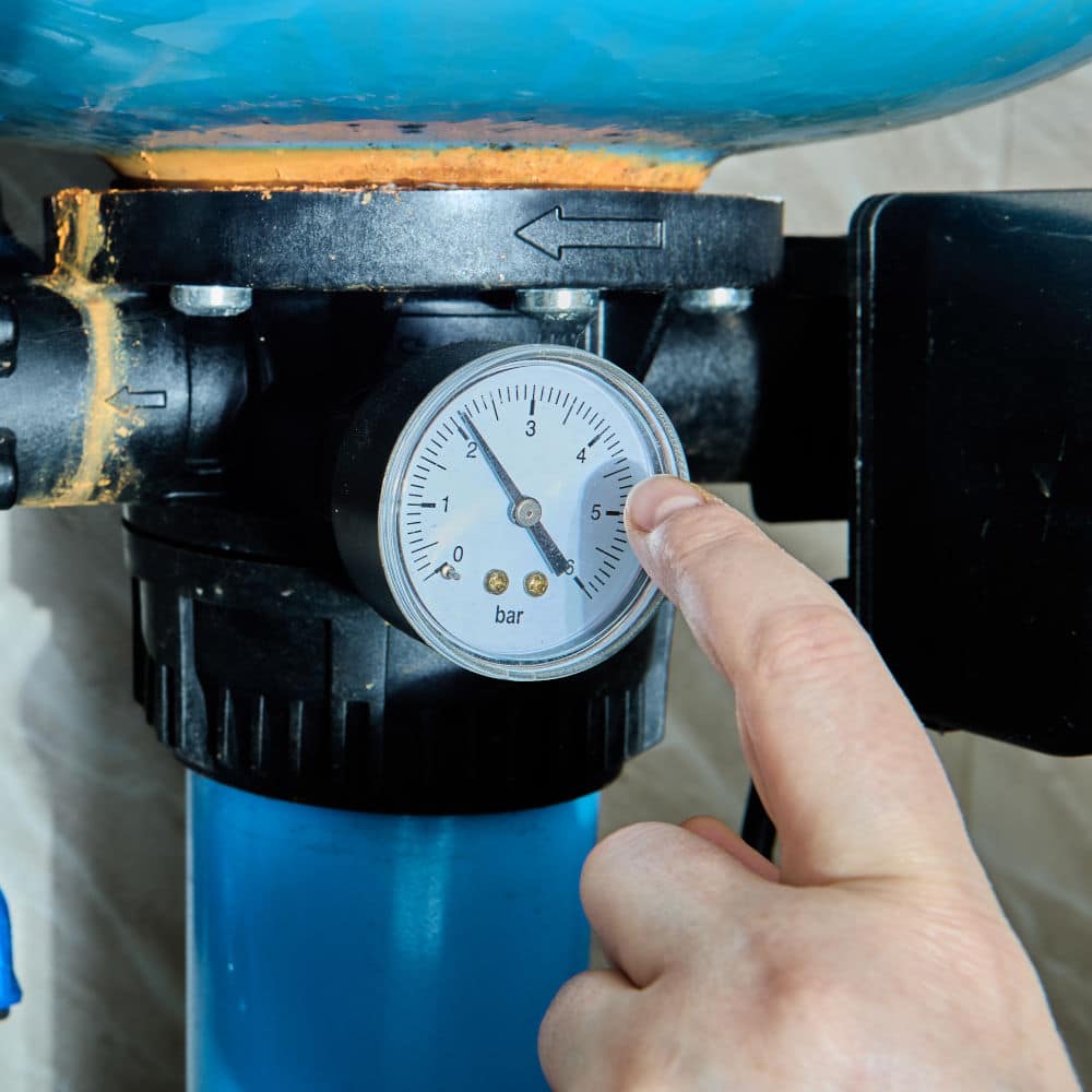 Pressure gauge is display pressure in system during testing of automatic water supply control system.